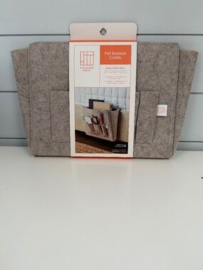 Pressed Felt Bedside Chairside Caddy